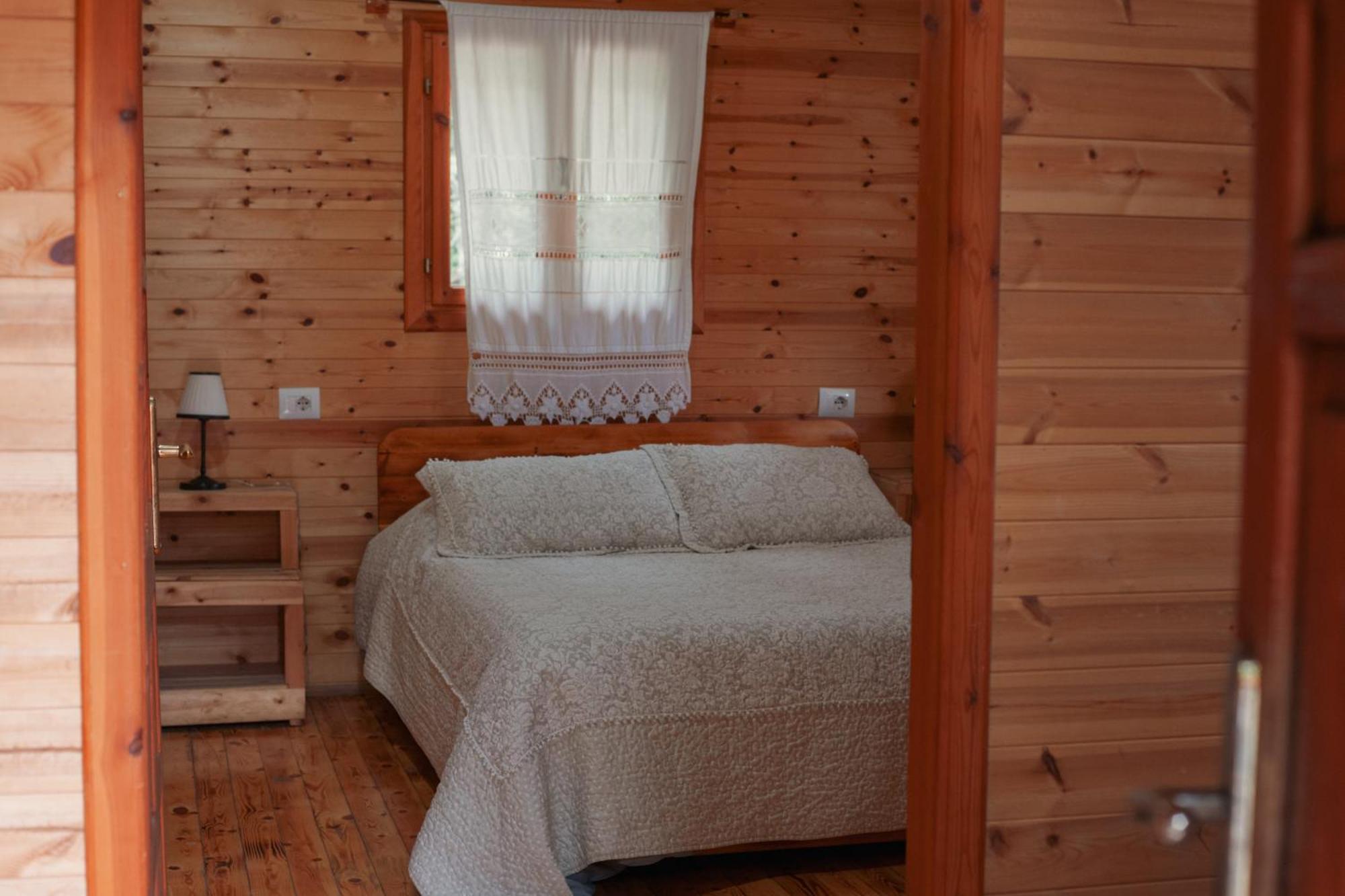 Hotel Farma Sotira Leskovik Esterno foto